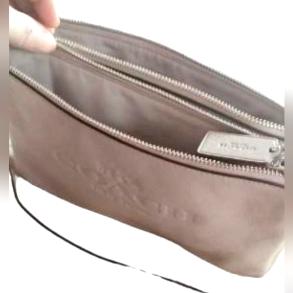 Coach pebbled leather Lyla crossbody bag - Picture 3 of 6